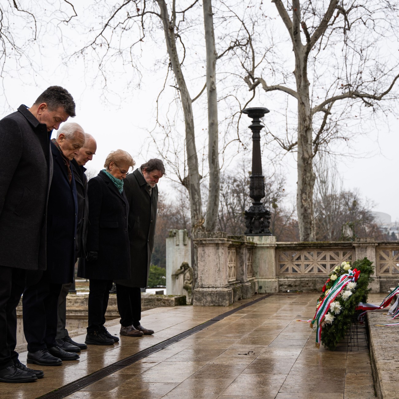Megemlékezés Deák Ferenc halálának 150. évfordulója alkalmából a Fiumei úti sírkertben