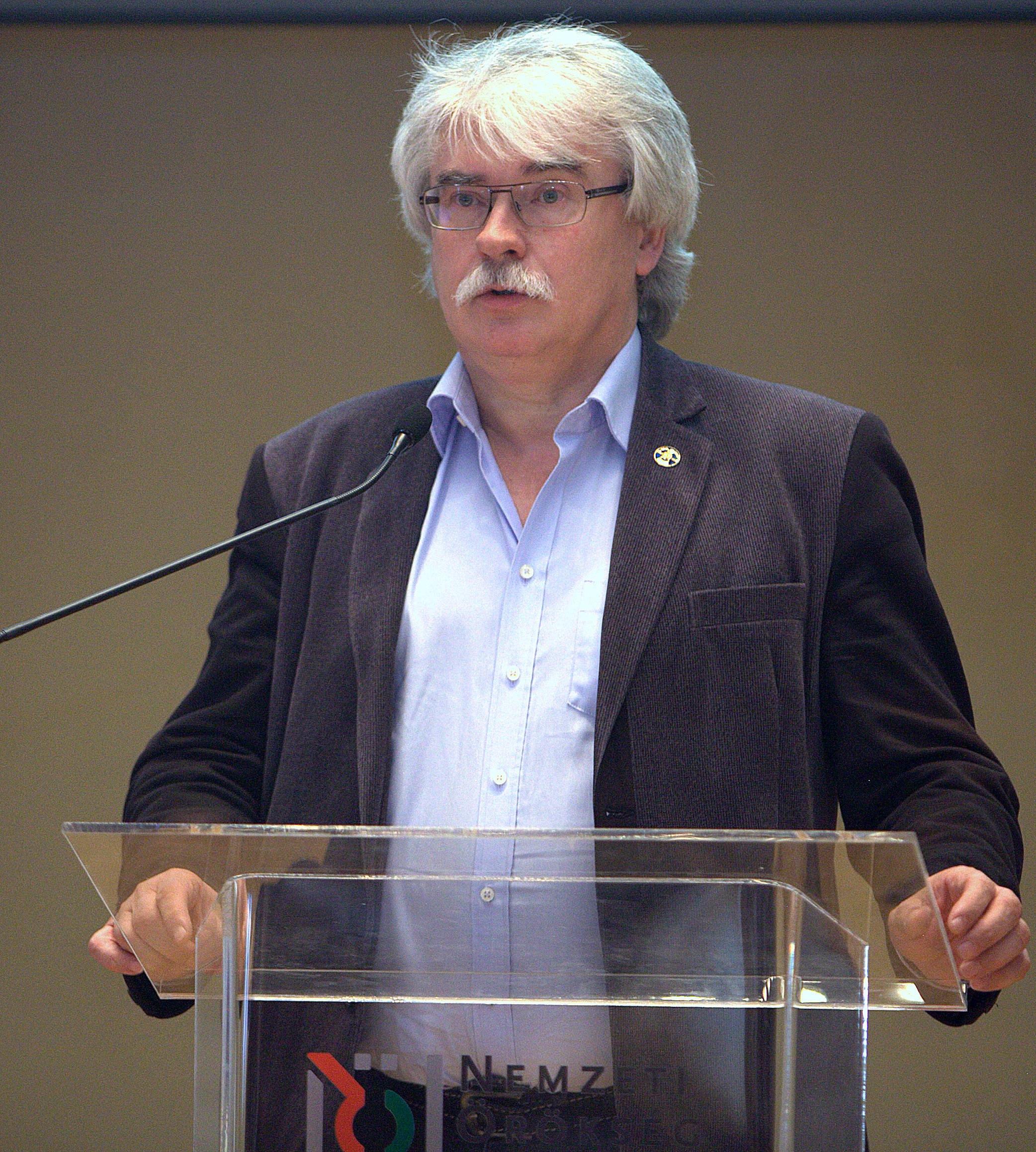 2015