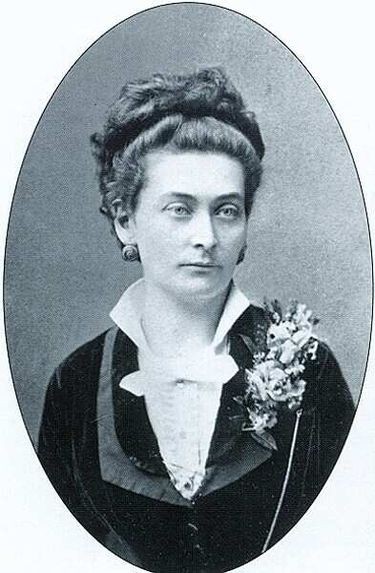 Hugonnai Vilma, szentgyörgyi gróf (Wartha Vincéné; Szilassy Györgyné)