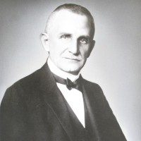 Heinlein István