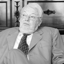 Dr. Kádár Béla
